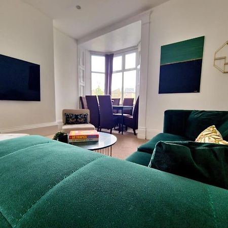 The Stray Adjacent, Interior-Designed 2-Bed Apartment- Luxury Харрогейт Экстерьер фото